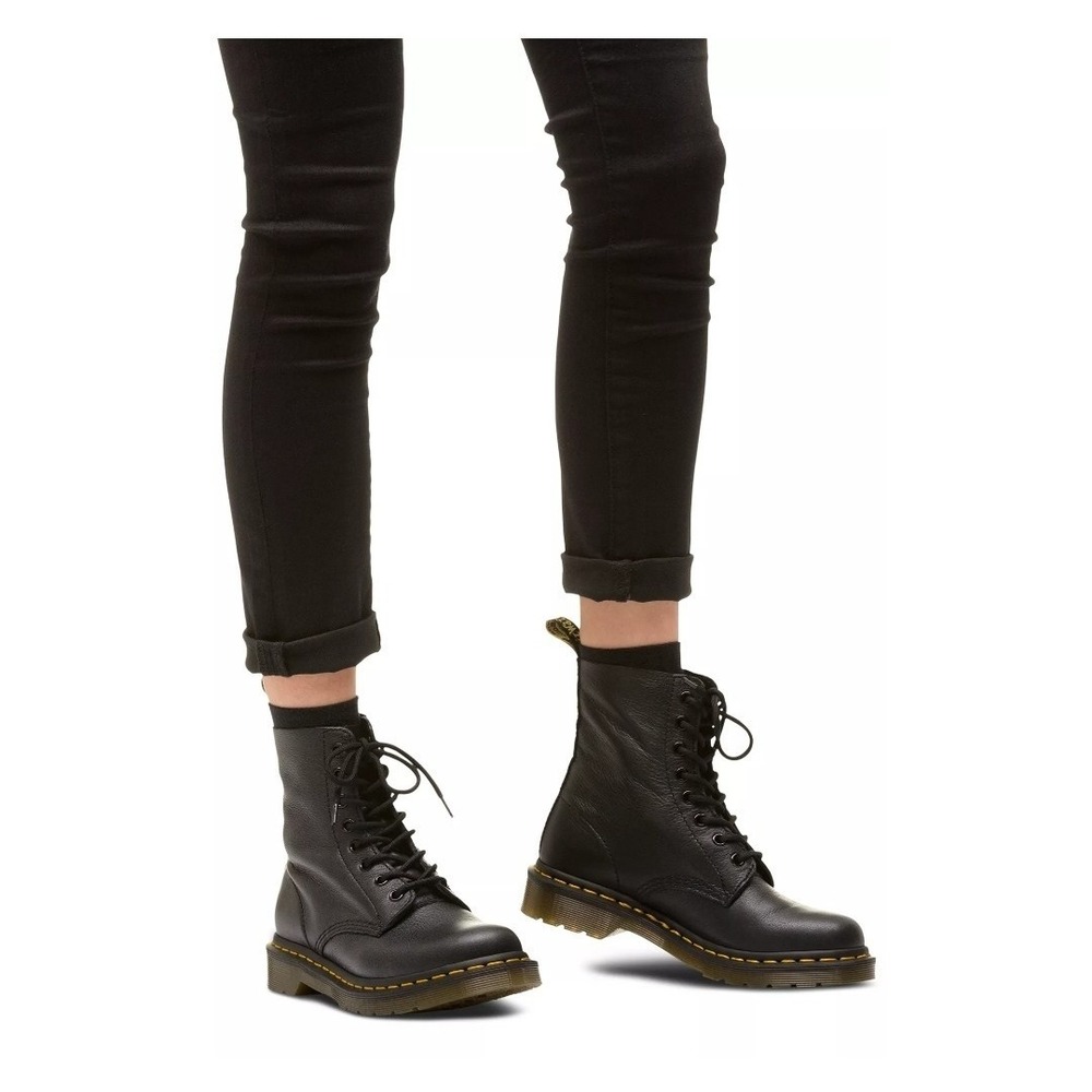 Dr. Martens 1460 Pascal Black Virginia Leather 8-Eye Combat Boots Womens 10